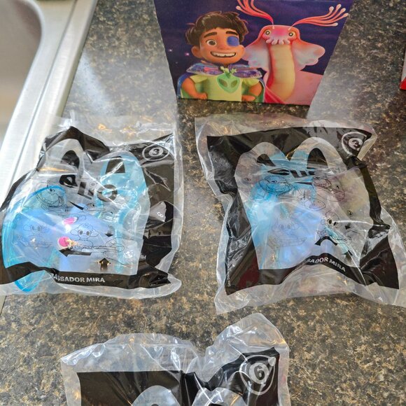 McDonald's NIB's Happy Meals Toy Lot + 1 Burger King w/ Boxes Minecraft Elio Squ - Picture 3 of 8